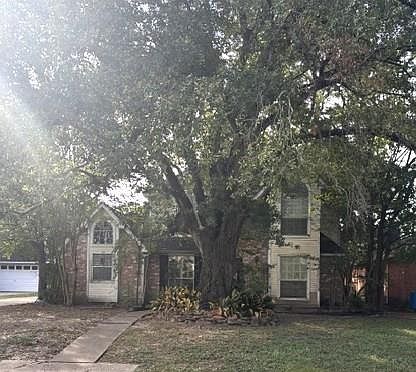 3rd image of 6515 Greenvale Ln