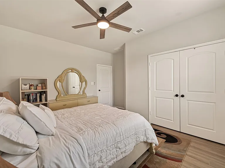 24015 Purple Clover Ln — Photo 32