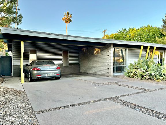 4th image of 1318 W Glenn Drive