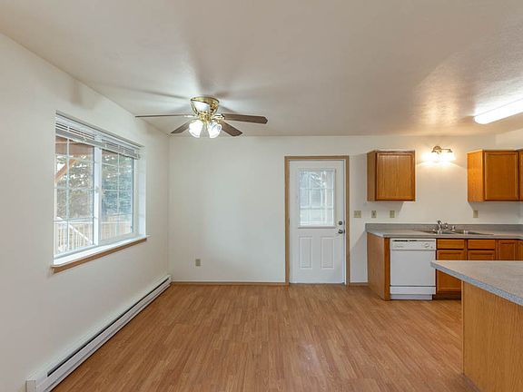 3rd image of 2555 E Upriver Dr #1