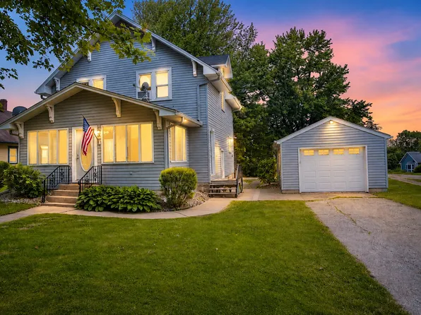 340 S Olive St, Waconia, MN 55387