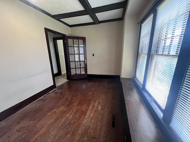 304 S Rutan Ave — Photo 10
