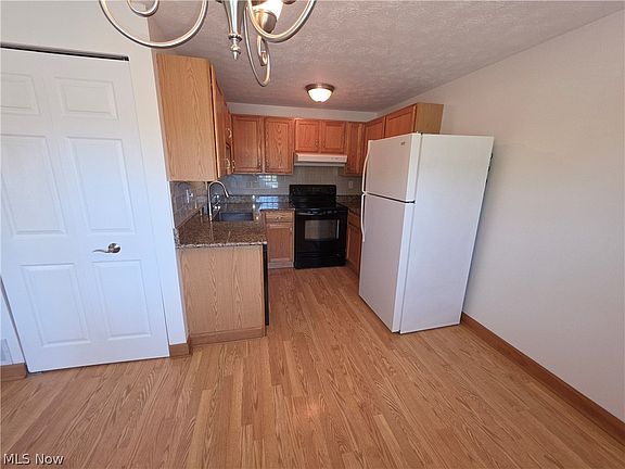 2nd image of 7372 Avon Dr