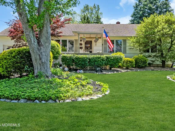 873 Roundtree Drive, Toms River, NJ 08753