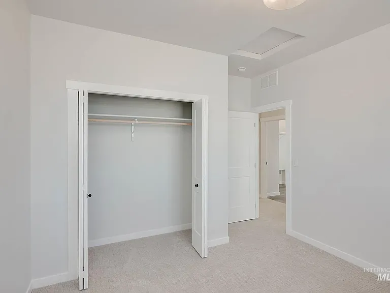 6940 S Chinook Ave — Photo 15