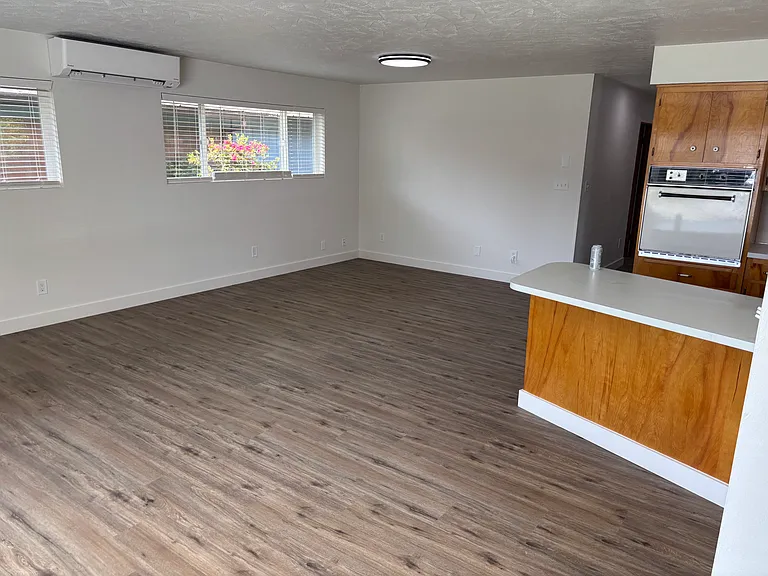 1805 Susan Ave — Photo 2