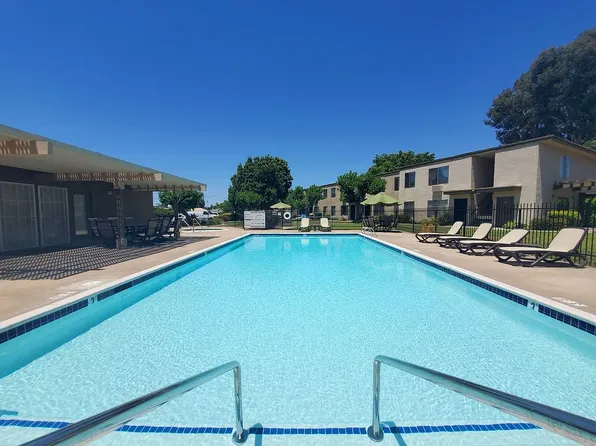 Courtyards, 553 S Magnolia Ave S, El Cajon, CA 92020