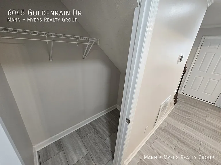 6045 Goldenrain Dr — Photo 29