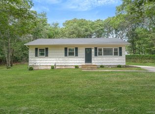 267 Accabonac Rd, East Hampton, NY 11937