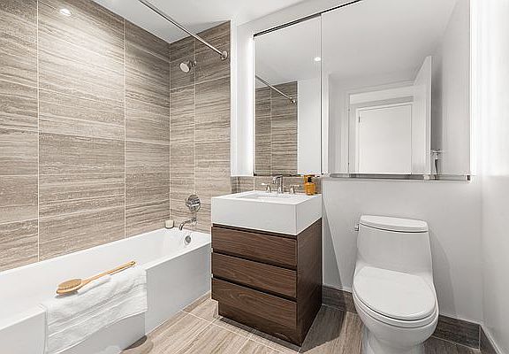 4th image of 645 59th St #1205