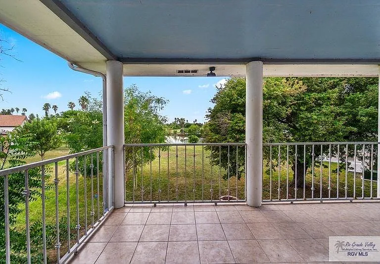 136 W Ruben M Torres Blvd — Photo 11