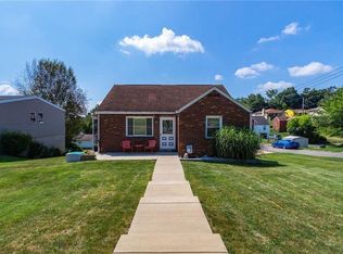 1127 Ridgeway Ave, Aliquippa, PA 15001