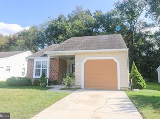 30 Falmouth Dr, Mount Laurel, NJ 08054