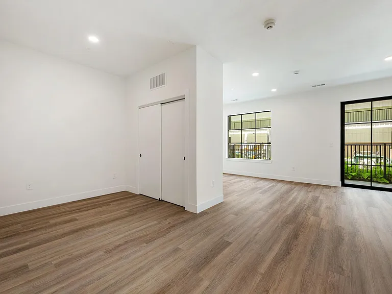 4315 S Congress Ave #208 — Photo 12