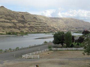 4884 Snake River Rd, Asotin, WA 99402