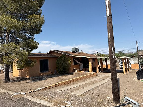 2nd image of 249 N Mountain View Rd