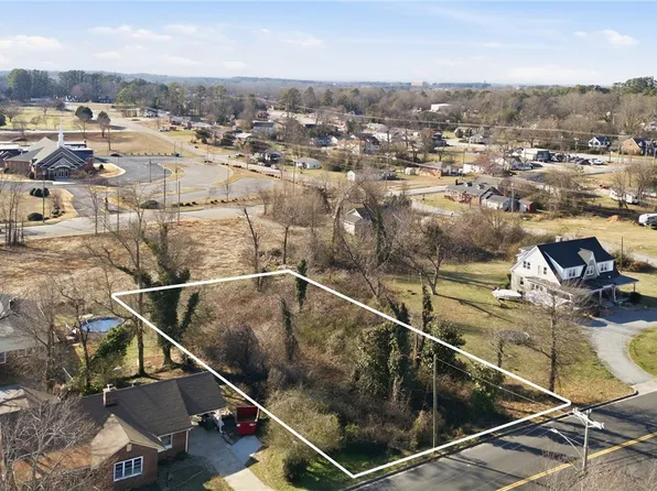 0 S Fairplay St, Seneca, SC 29678