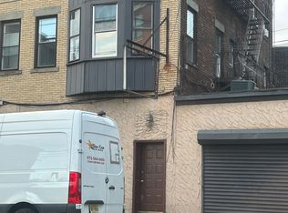 55 E 21st St APT 4, Bayonne, NJ 07002