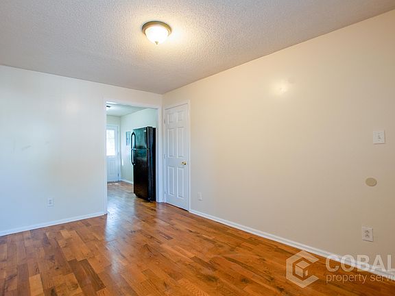 5th image of 25 Bradley St SE APT 21