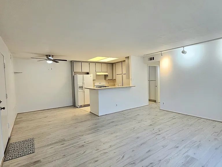 31200 Landau Blvd #2101 — Photo 4