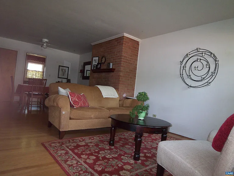 1705 Burnley Ave — Photo 2
