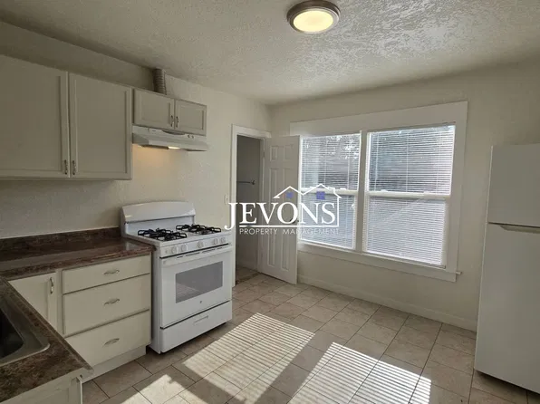 307 N 7th St Yakima, WA 98901, 307 N 7th St #6, Yakima, WA 98901