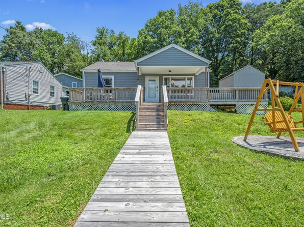 159 Hillside Ave, Bristol, VA 24201