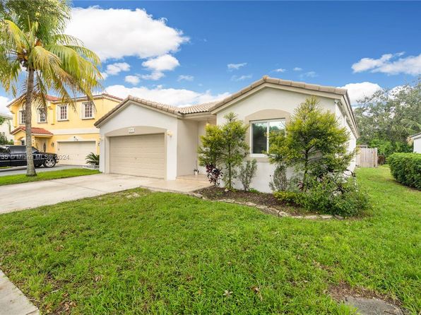 2472 SW 106th Ave, Miramar, FL 33025