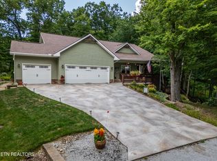 123 Leinster Ln, Fairfield Glade, TN 38558