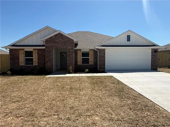108 Greer St, Pea Ridge, AR 72751