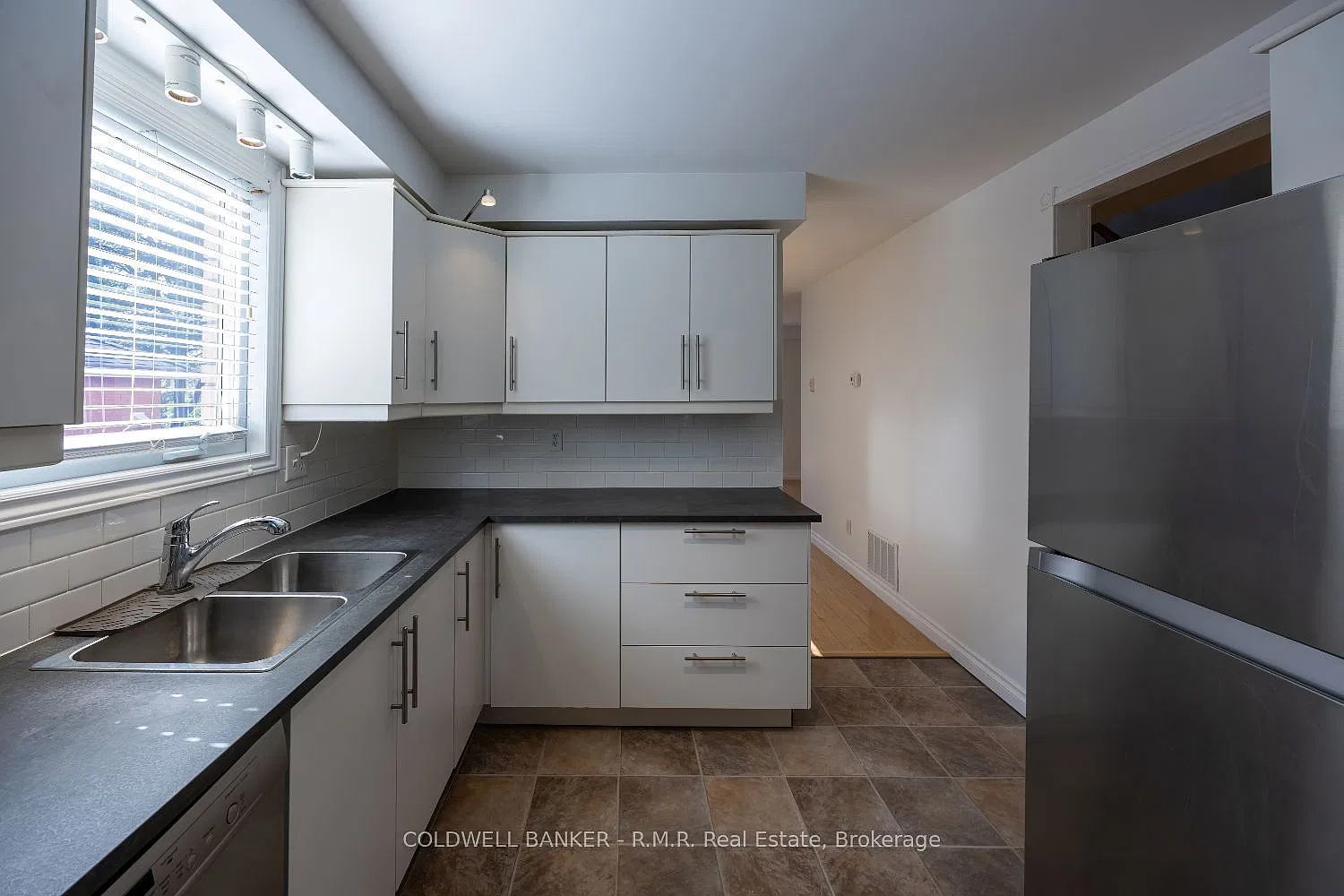 3 bed, $2,750 — Photo 4