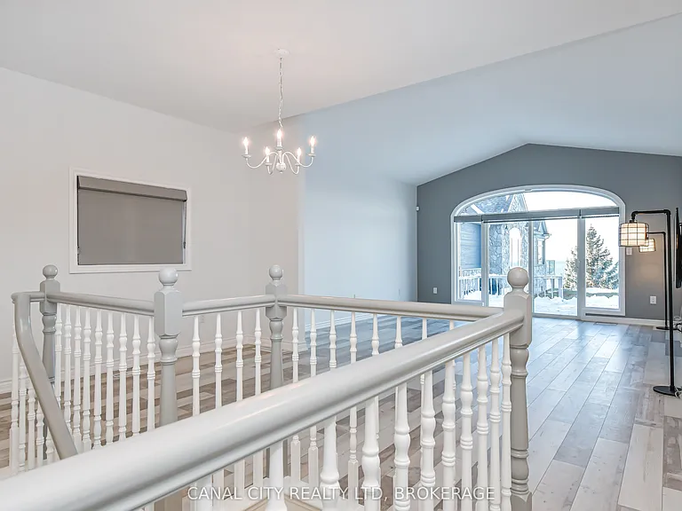 6 Colton Ave — Photo 30