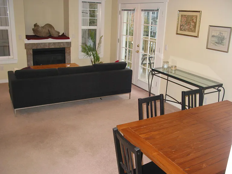 417 NE Ravenna Blvd #S — Photo 5