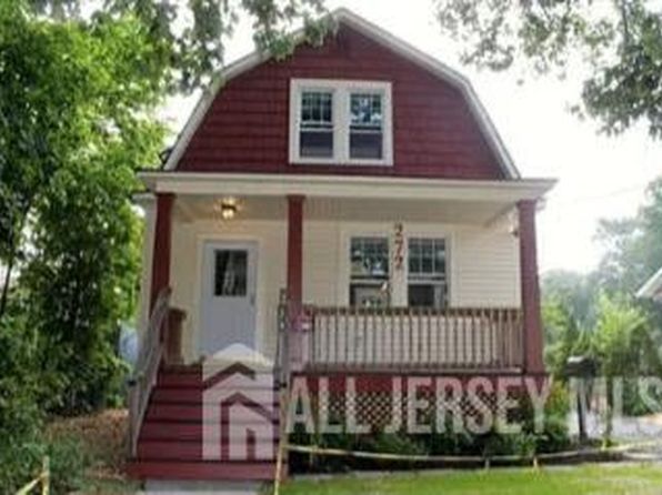 272 Lake Ave