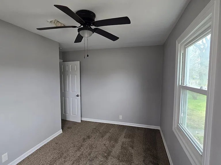 8654 Tilgham St — Photo 12