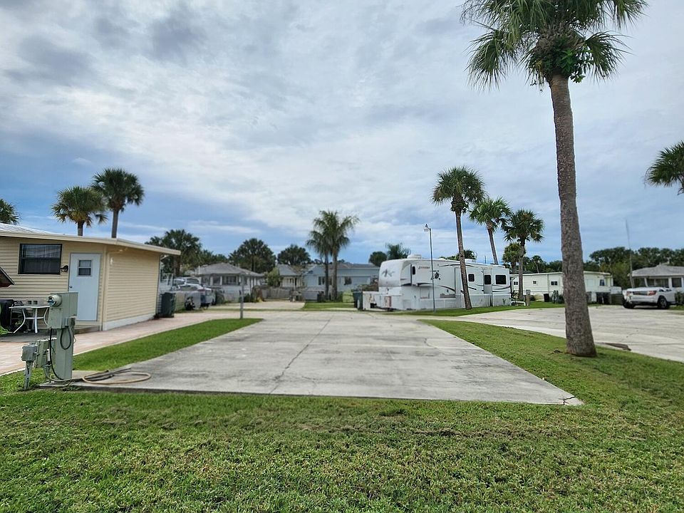 1st image of 6633 SE 55TH Street