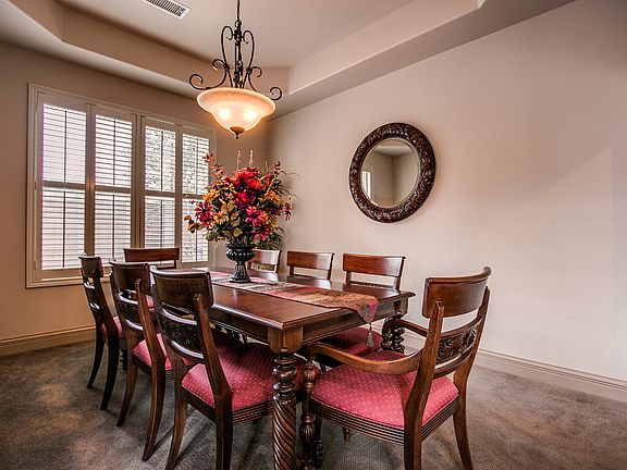 4th image of 12715 Desert Marigold Ln NE
