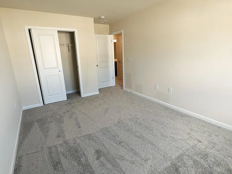 215 Parker Station Ave — Photo 27