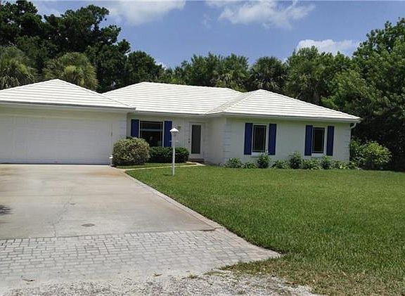 3rd image of 1540 Pelican Ln