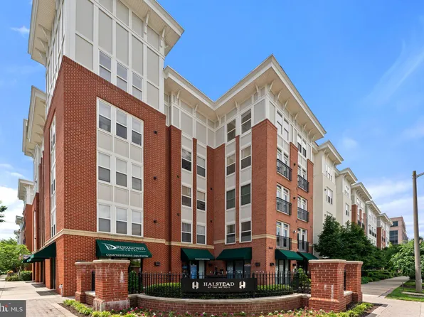 2665 Prosperity Ave APT 421, Fairfax, VA 22031