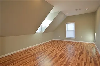 32 Roundy St #2 — Photo 4