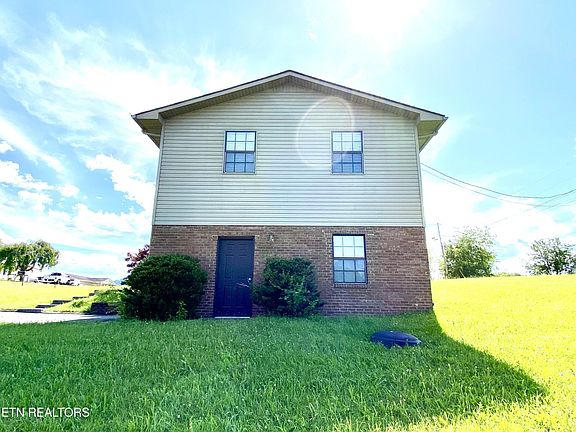 5th image of 186 Leabow Cir