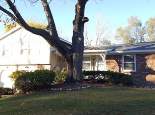 5824 Christie Ave SE, Kentwood, MI 49508