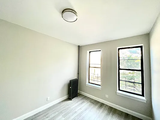 Rented by Pear NYC LLC | media 34