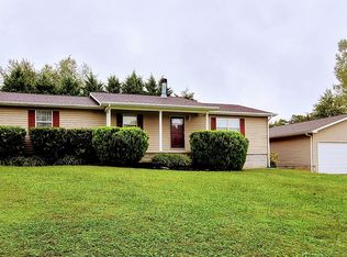 1812 Monroe St, Sweetwater, TN 37874