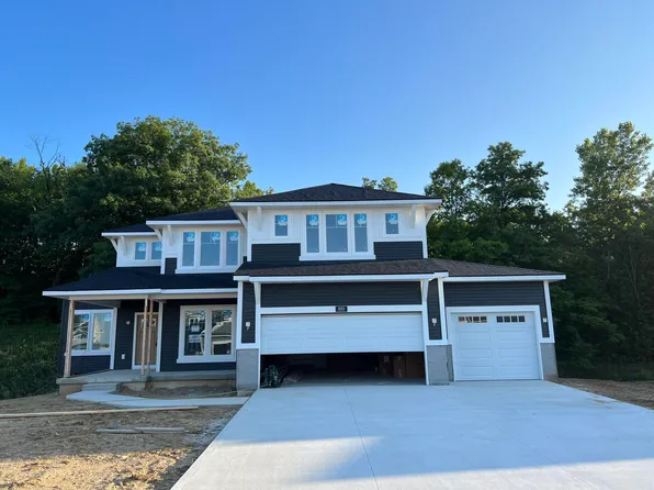 899 Waters Bluff Dr, Byron Center, MI 49315