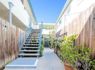 1522 Harvard Street, Santa Monica, CA 90404