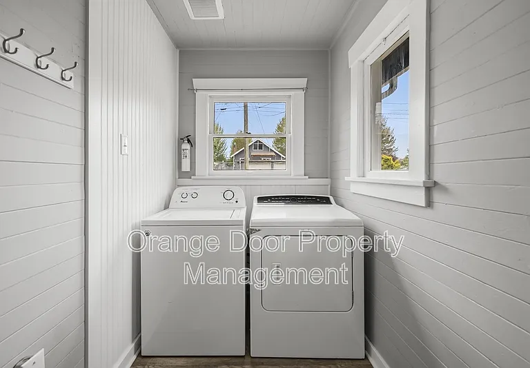 4024 S G St — Photo 22