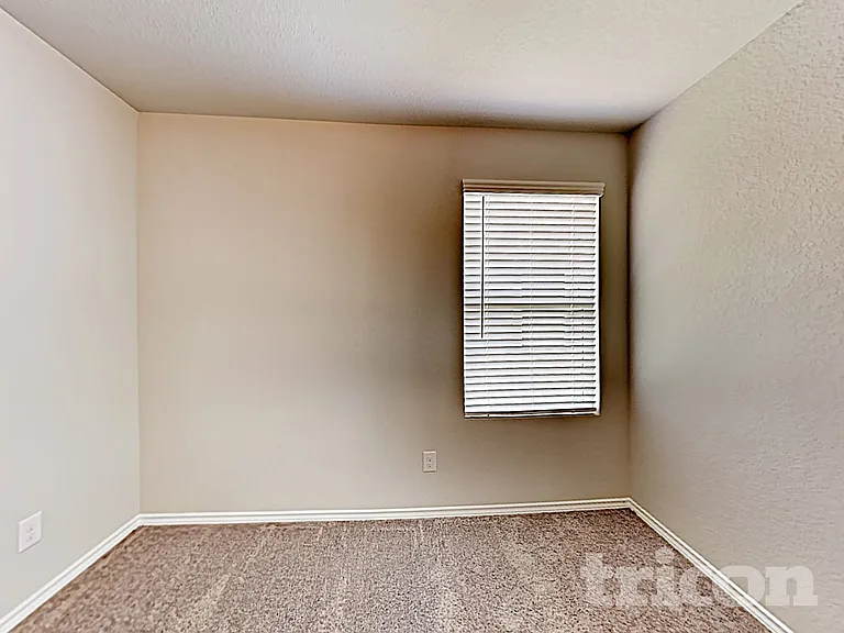 9736 Marbach Brk — Photo 24