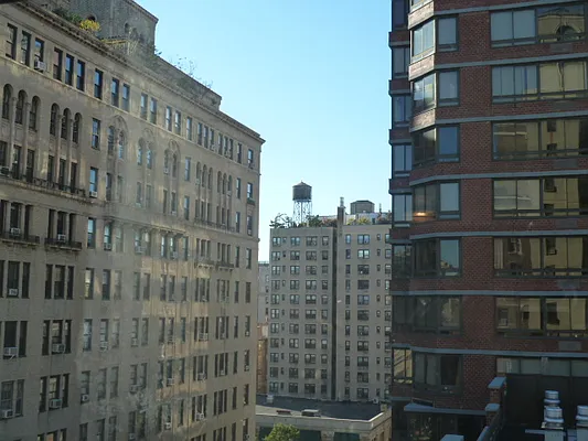 Rented by DSA Realty Midtown West | media 24